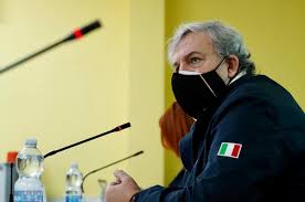 Restano chiusi, inoltre, anche cinema, teatri, centri ricreativi e sociali, palestre, piscine, sale giochi, sale scommesse, bingo. Emiliano Probabilmente Da Lunedi In Zona Gialla Puglia Com