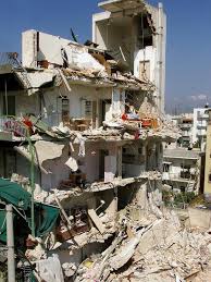 Μνήμες 1999 έφερε σε όσους είχαν ζήσει τότε το φονικό χτύπημα του εγκέλαδου, η… the post σεισμός: O Seismos Ths A8hnas Toy 1999 Malifitsi News