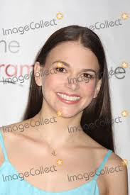 Sutton Foster Pictures and Photos