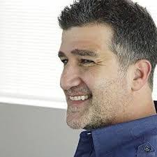 Tom Flynn's Instagram, Twitter & Facebook