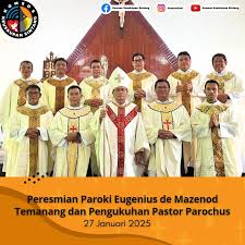 Peresmian Paroki Temanang Keuskupan Sintang.  #komsoskwi#komsoskesi#komsosregiokalimantan#borneomenjadiberkat#komsosoke#mudamembara#pewartakristusjamannow#kesukupansintang