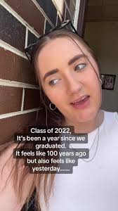I actually cannot believe its been a year 🫠🫠 absolutely insane  #highschoolgraduation #1year #anniversary #classof2022 #aussie