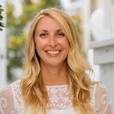 Wolfgang in the Wild: Birdsong, Kelly, Birdsong, Tim, Kramer, Krystal:  9781667880235: Amazon.com: Books