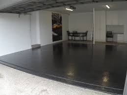 Peregian Beach Seamless Epoxy Floor Coatings The Garage Floor Co This Stunning Carbon Black Epoxy Flake Epoxy Floor Coating Floor Coating Garage Floor Epoxy