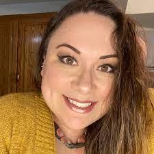 Bev Demers's Instagram, Twitter & Facebook