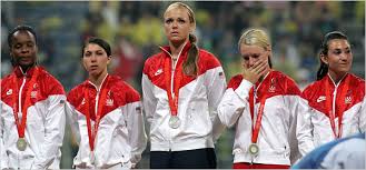 Aussie spirit alive for roberts on softball's olympics return. In Softball S Swan Song An Upside To An Upset The New York Times