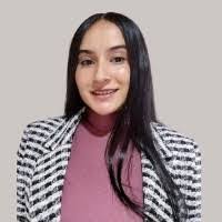 Lorena Coy's Instagram, Twitter & Facebook