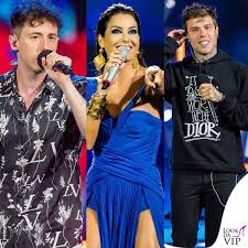 Gaia con l'abito di lusso, irama in giacca animalier. Battiti Live Ecco I Look Dei Cantanti E Di Elisabetta Gregoraci Look Da Vip