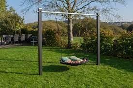 Wir nehmen die sicherheit ernst. Schaukelgestell Mit Stahlrohrstange Als Nestschaukel Spiel Und Garten