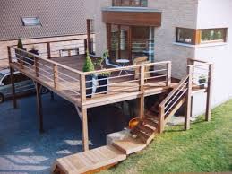 Inspiration 20 Terrasses Sur Pilotis Uberdachungterrasse Inspiration 20 Terrasses Sur Pilotis In 2020 Balkon Bauen Terrasse Terrassen Treppe