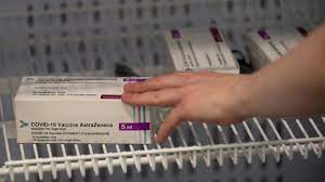 Health care professionals preparing doses of the astrazeneca vaccine in milan on monday.credit.alessandro grassani for the new york times. Astrazeneca Vaccine Shown To Curb Covid 19 Transmission Preliminary Data Suggest Wsj