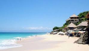 Tempatkan garis cakrawala cahaya di sekitar tengah halaman. 10 Pantai Terindah Di Indonesia Ini Wajib Kamu Kunjungi Tentik