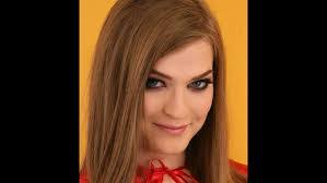 Tiffany Starr's Instagram, Twitter & Facebook