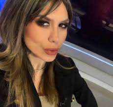 Denise rifai revine în televiziune. Denise Rifai Revine La Tv Cu Ce Post A BÄƒtut Palma