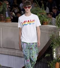 Même si ce n'est pas la plus belle partie de notre corps, c'est presque la plus utile. Tendances Homme Printemps Ete 2015 Fashion Spider