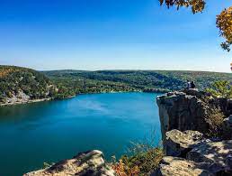 Prospect Point On The West Bluff Trail At Devils Lake State Park Devils Lake Ice Age Trail State Parks