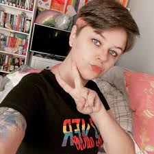 Kiki 🤪 (@_kikiwho) • Instagram photos and videos