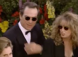 Tommy lee jones is an american actor known for his roles in 'men in black,' 'the fugitive,' 'no country for old men' and 'lincoln.' he also was nominated for the best actor oscar for his performance as hank deerfield in the film in the valley of elah. Tommy Lee Jones Oscars Gif By The Academy Awards Find Share On Giphy