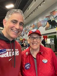 Gretchen Glover's Instagram, Twitter & Facebook