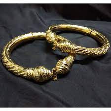 Makalah ini berisi tentang permainan tradisional masyarakat melayu riau by agung_sutrisna. Gelang Kaki Klasik Traditional Shopee Malaysia