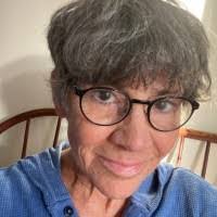 Carmela Farris's Instagram, Twitter & Facebook