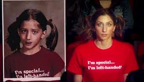 The real reason chelsea peretti left brooklyn nine nine. Chelsea Peretti Is Left Handed She Wore A I M Special I M Left Handed Shirt As A Child And In Her Netflix S Left Handed Shirt Lucky Lefty Chelsea Peretti