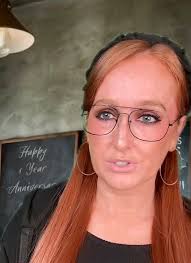 A whole year of Mr and Mrs Fortune-Knight 🖤