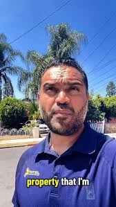 Come along with me as I tour this 19 unit Apartment building in Santa Ana.,  Should I buy this property or look for something else?,  #realestateinvesting #multifamilyinvesting #cashflow ...