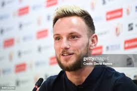 David Sant's Instagram, Twitter & Facebook