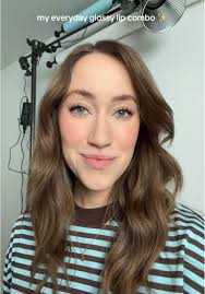 Everyday Glossy Lip Combo with Ravie Beauty Products