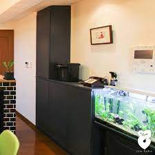 オーダー家具 キッチンだけを部分リノベ リビング 水槽 マンション リノベーション インテリア 家具