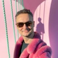 Aaron Petz's Instagram, Twitter & Facebook