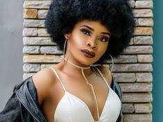 Vicki Royce's Instagram, Twitter & Facebook