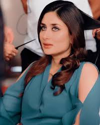 Kareena kapoor khan drops a weekend motivation selfie on instagram amidst the pandemic. Kareena Kapoor Khan Fanclub On Instagram Just Look At Her Kareena Kapoor Khan Kareena Kapoor Khan