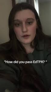 Amanda Moquin's Instagram, Twitter & Facebook