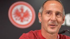 Ligimizde illa yabancı hoca olsun diye bir derdi olan kulüp varsa hütter üzerinde uğraşılması gereken. Wie Fussballtrainer Hutter Zu Seinem Vornamen Adolf Kam Sn At