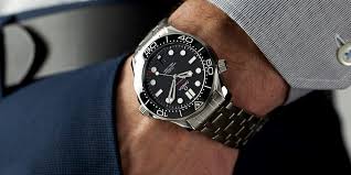 The omega seamaster 200 omegamatic is a midsize automatic quartz watch that omega produced from 1997 until 2000. Design Entwicklung Der Omega Seamaster Chrono24 Magazin