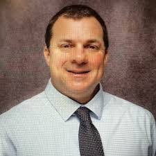 Devon Dow's Instagram, Twitter & Facebook