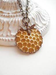 Honeycomb And Bee Necklace Botanical Whimsical Autumn Etsy Bee Necklace Bee Jewelry Bee Pendant