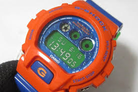 The impressive design of the band is based on letters that spell the words dragon ball, which are decorated with images of son goku as he grows and progresses through his New Original G Shock Dw 6900sc 4 Japan Set Dragon Ball Men S Fashion Watches On Carousell