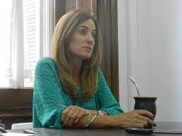 Aún con el final de la pandemia difícil de prever las regiones tienen que debatir la economía que viene, pilar indispensable para la reconstrucción de sueños y esperanzas. Diagonales Victoria Tolosa Paz Trabajo Todos Los Dias Para Ser Una Alternativa En La Plata
