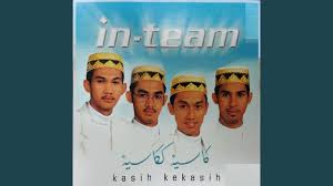Bagaikan permata di celahan kaca / kedipnya sukar untuk dibezakan / kepa. Narration 3 In Team Shazam