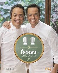 Cocina madera y blanco cocinas cjr santos. Torres En La Cocina Torres In The Kitchen Amazon Co Uk Torres Sergio 9788401017315 Books