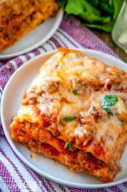 This Easy No Boil Lasagna Recipe Uses Two Meats And Three Cheeses For Amazing Flavor Your Favorite Jarred Easy Lasagna Recipe Easy Lasagna Best Lasagna Recipe