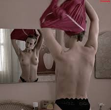 jamie lee curtis nude scenes from trading places 1 - MegaPornX