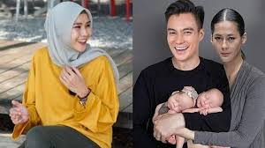 Namun terkadang ia juga merindukan dunia yang membesarkan namanya. Heboh Kabar Paula Verhoeven Hamil Anak Kembar Ini Balasan Baim Wong Ke Zaskia Adya Mecca Tribun Sumsel