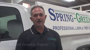 Our custom lawn care programs will provide you with a lawn to be proud of.our programs cover seasonal lawn fertilization, grassy weed control, broadleaf weed control, and insect control.your lawn will love our unique blend of granules and liquids.give us a call today for a free lawn care program analysis and quote. Lawn Care Weed Control Woodlands Tx Spring Green