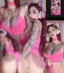 巨乳希希Gina，纹身女郎里的极品Busty Chihi Gina, the best among tattooed girls
