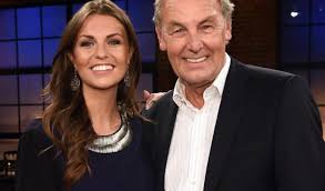 Check spelling or type a new query. Laura Wontorra Privat Diesen Mann Liebt Die Sport Moderatorin News De