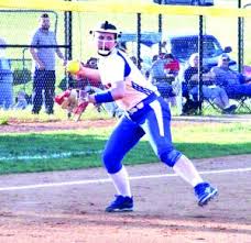 Lady Titans fall to district foe